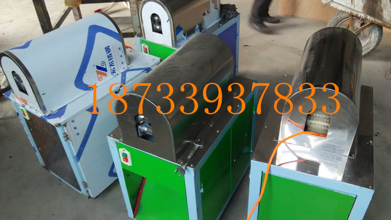 供應(yīng)梧州全自動(dòng)甘蔗去皮機(jī)，梧州全自動(dòng)甘蔗剝皮機(jī)廠家，梧州全自動(dòng)甘蔗去皮機(jī)電話削皮機(jī)