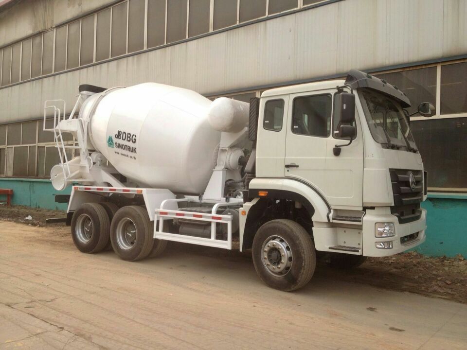 供應(yīng)豪沃自卸車6x4