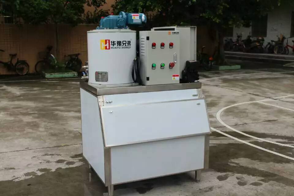供應(yīng)華豫兄弟超市海鮮冰鮮片冰機(jī)