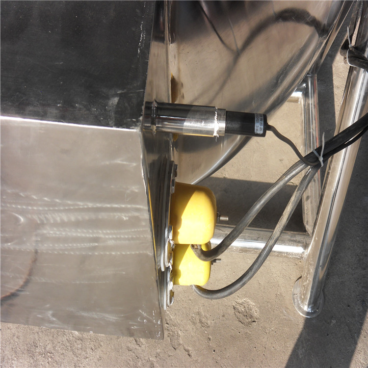 供應(yīng)海鮮醬加工設(shè)備,爆米花炒鍋