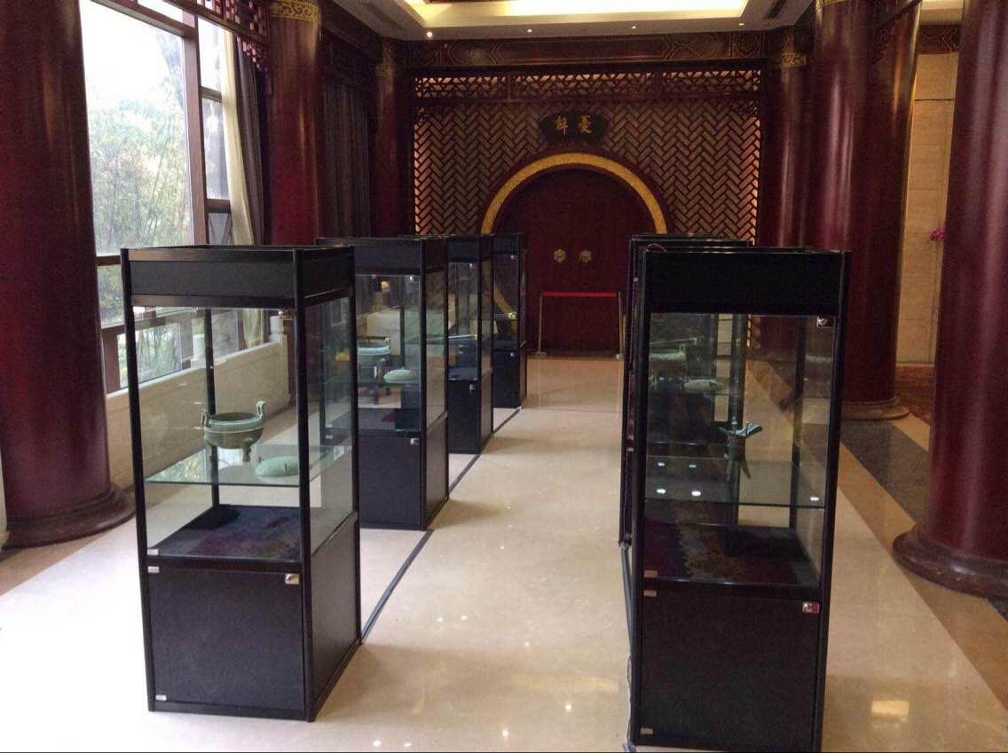 供應德州租賃展柜