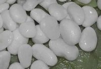 供應(yīng)用于凈水處理的合肥市石榴石濾料廠家，鵝卵石價格