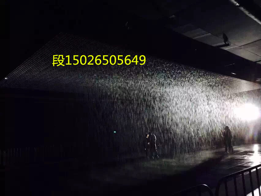 供應(yīng)用于服務(wù)的美陳暖場道具雨屋