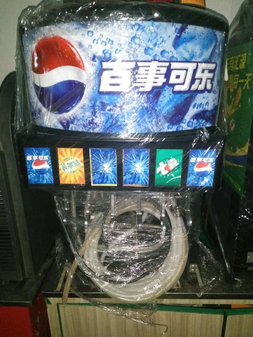 供應(yīng)深圳售貨機(jī)制定廠家