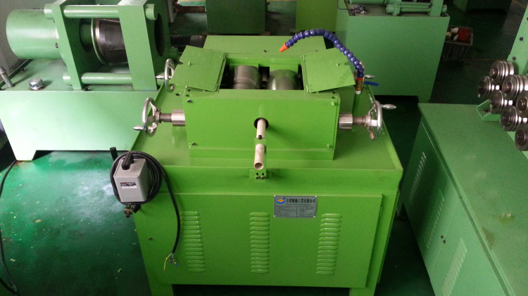 供應(yīng)20二輪矯直機(jī)