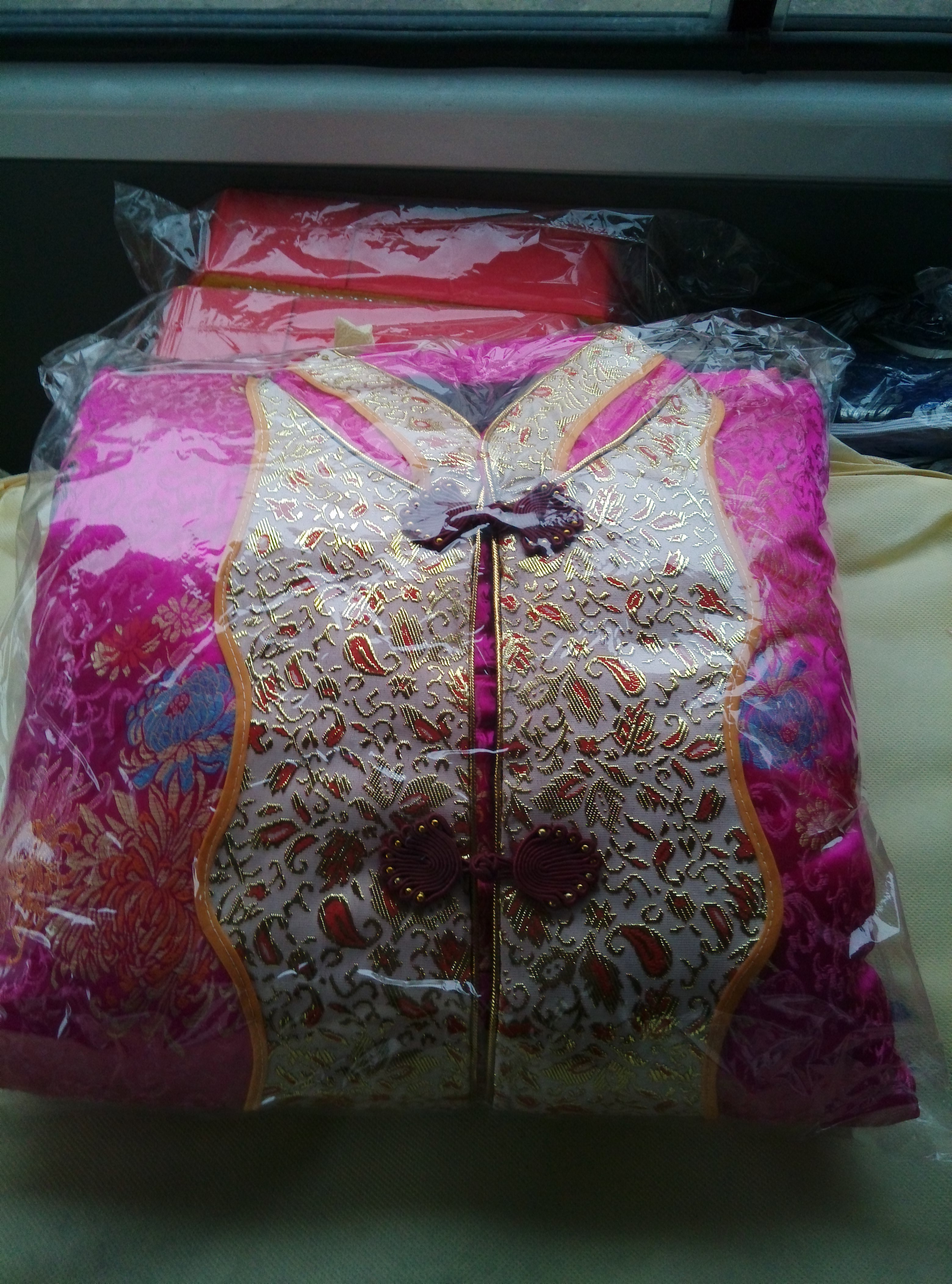 供應高中低檔壽衣全套