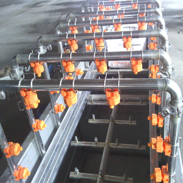 供應(yīng)隧道式去油污周轉(zhuǎn)筐清洗機(jī)  全自動(dòng)洗筐機(jī)專業(yè)制造商