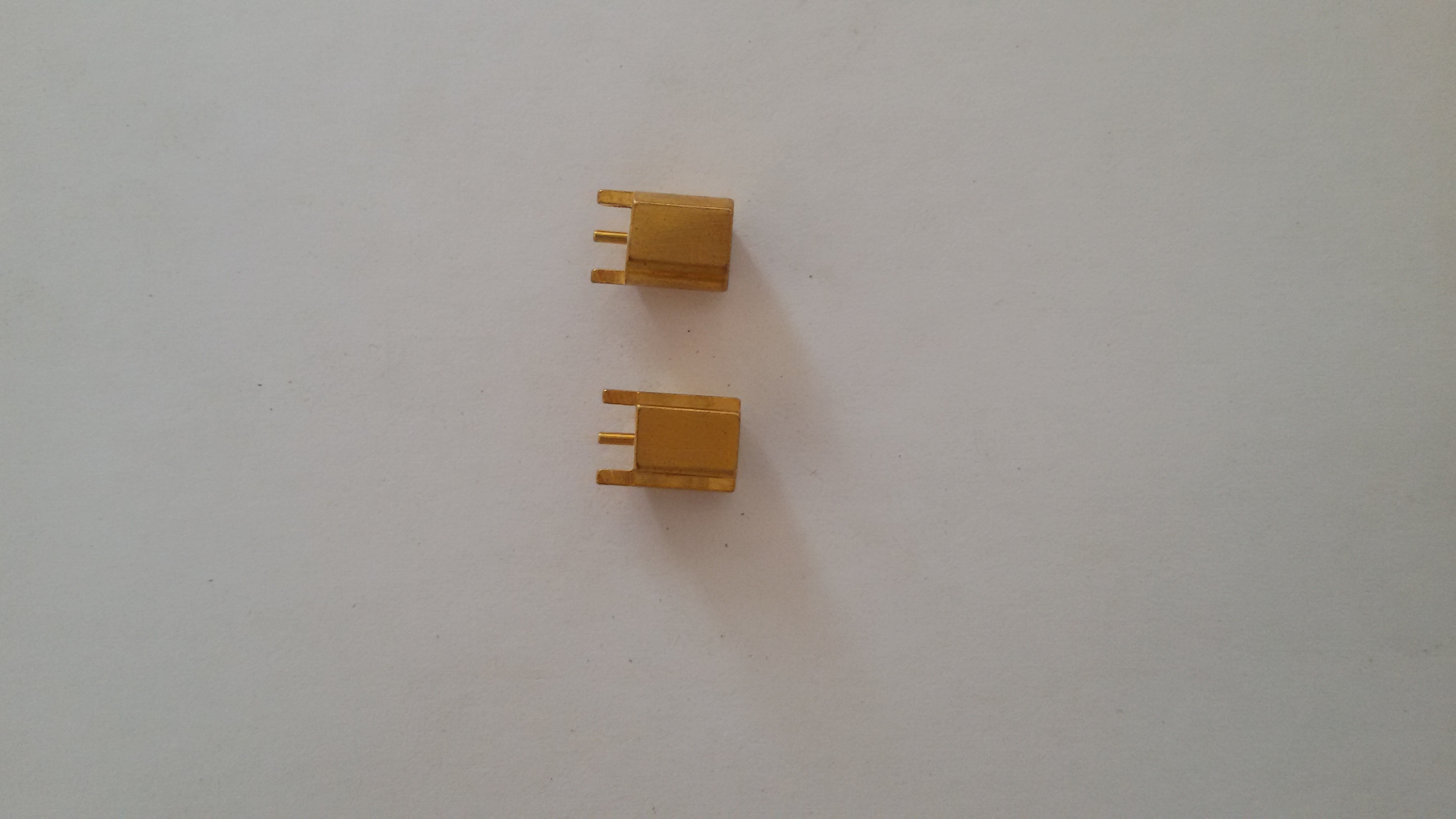 MCX系列連接器 江蘇專業(yè)生產(chǎn)MCX系列連接器廠家 江蘇MCX系列連接器批發(fā)價