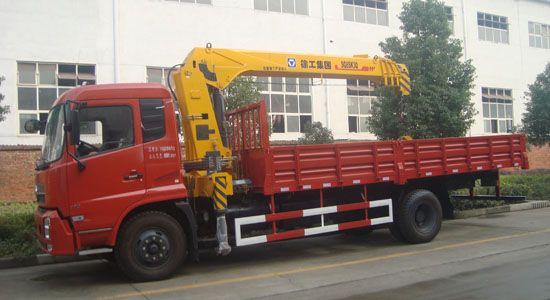 程力威牌徐工東風(fēng)天錦隨車(chē)吊6.3噸隨車(chē)吊廠家