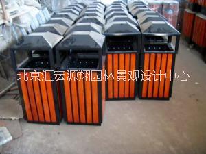 供應(yīng)鋼木垃圾桶、木條垃圾桶批發(fā)廠家，北京木條垃圾桶批發(fā)定制