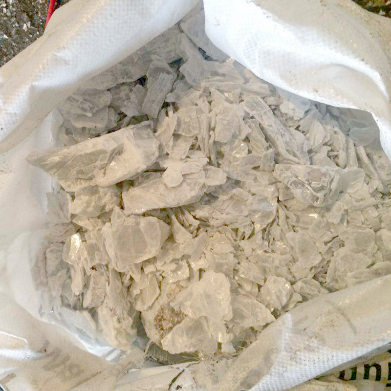 供應(yīng)高純無水氯化鎂片有色冶煉用高純無水氯化鎂片18009814777