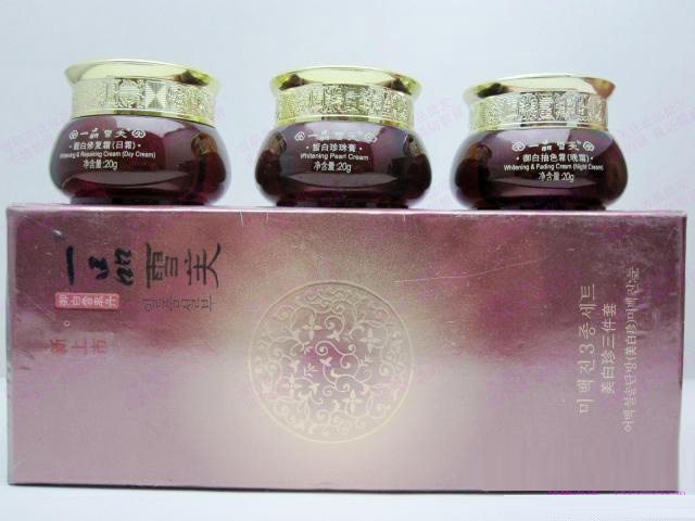 供應(yīng)一品雪芙美白珍三合一套裝，
