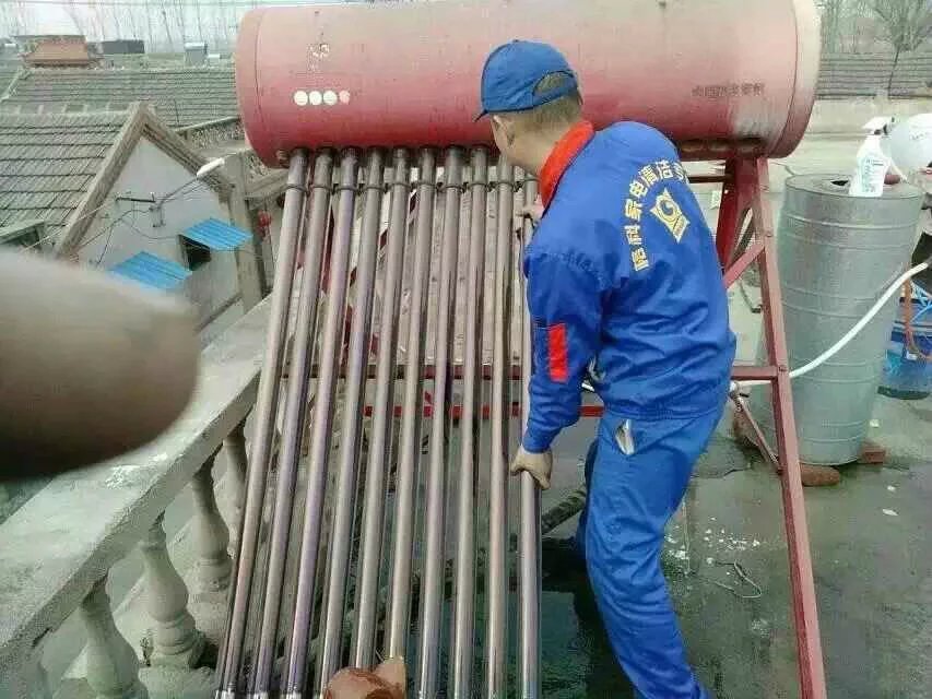 太陽能電器維修清洗服務(wù)，如何清洗太陽能，太陽能熱水器清洗劑