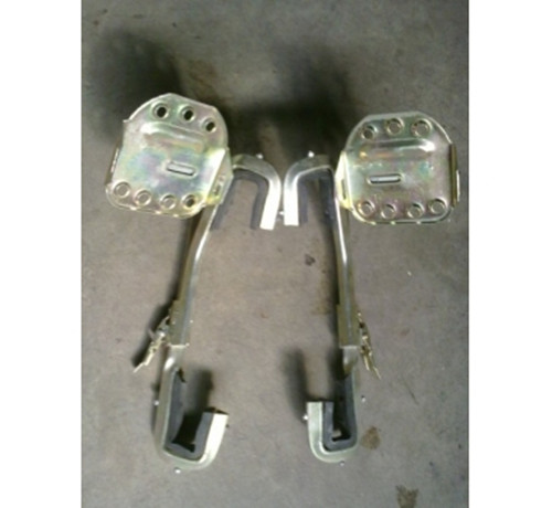 供應腳扣電力腳扣廠家直銷圓管可調(diào)式腳扣電爬桿防墜落實用型無縫鋼管腳扣