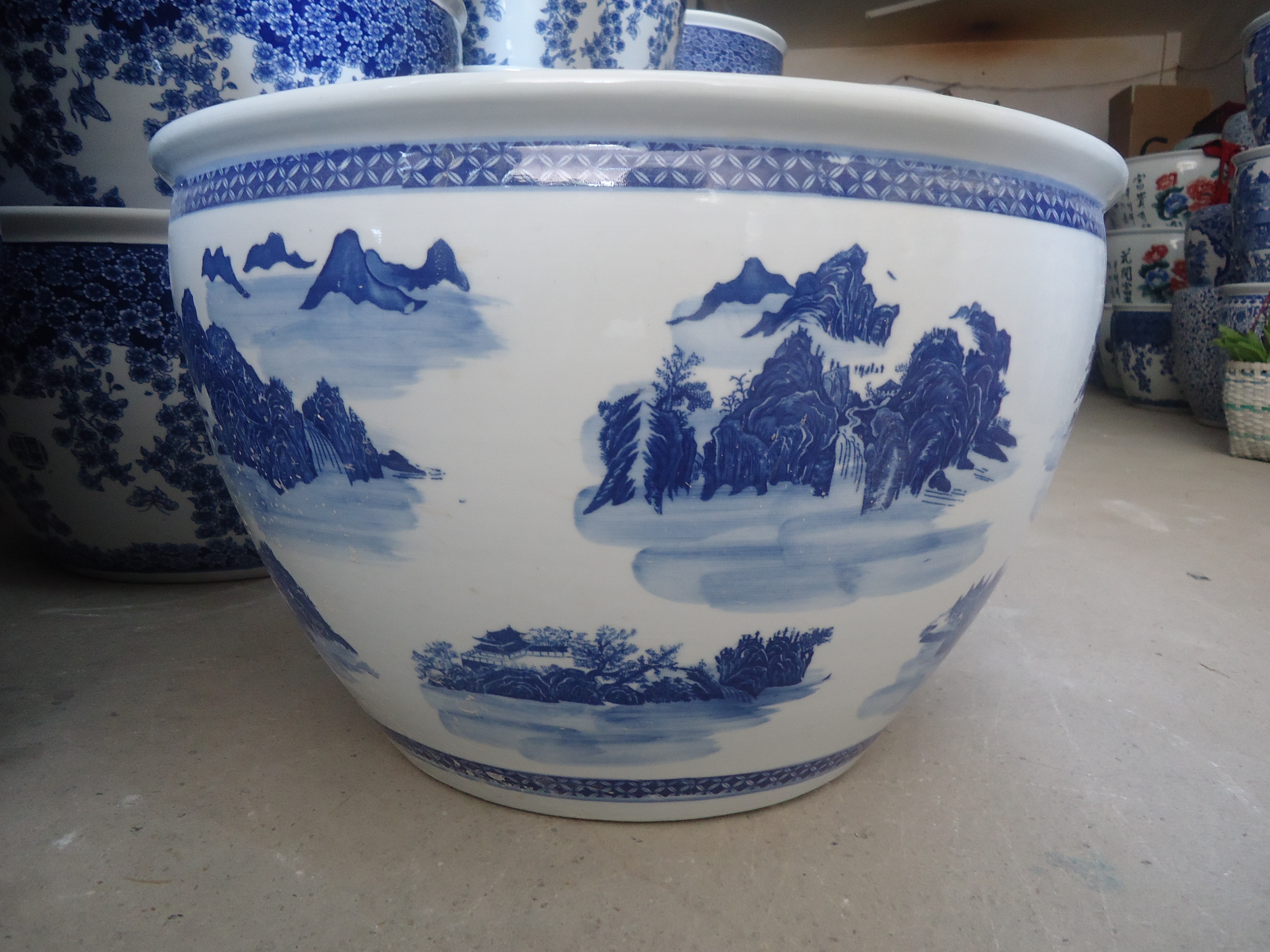 供應(yīng)景德鎮(zhèn)陶瓷大缸定制 *養(yǎng)花缸