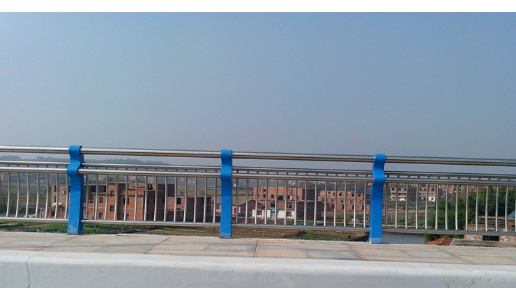 供應(yīng)橋梁欄桿 河道防護欄桿 橋梁防撞欄桿 不銹鋼道路橋梁護欄