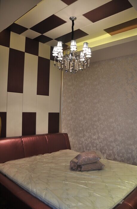 供應(yīng)歐式水晶燈 餐吊燈 現(xiàn)代水晶燈 歐式古典純銅燈  極簡風格燈