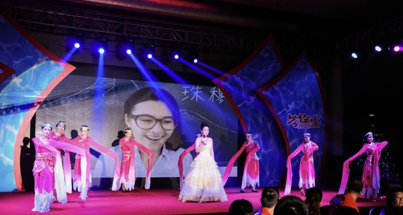 供應(yīng)用于承接活動策劃會議會展場地布展搭建活動策劃會議會展場地布展搭建活動策活動策劃，會議會務(wù)布展搭建