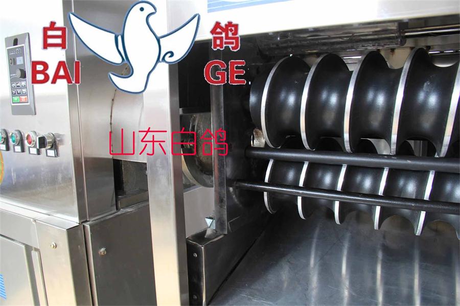 供應(yīng)濟(jì)南自動(dòng)圓饅頭機(jī)饅頭成型機(jī)自動(dòng)和面機(jī)