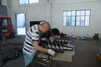 供應(yīng)專業(yè)螺桿式空壓機(jī)大修維修配件價(jià)格，*名牌空壓機(jī)專業(yè)維修配件批發(fā)價(jià)格