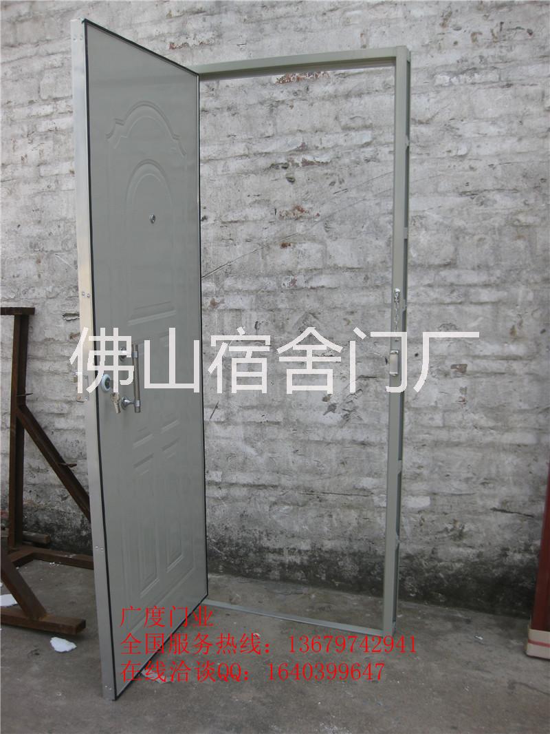 供應(yīng)學(xué)校教室門(mén)，宿舍門(mén)，烤漆門(mén)，鐵門(mén)定做實(shí)惠