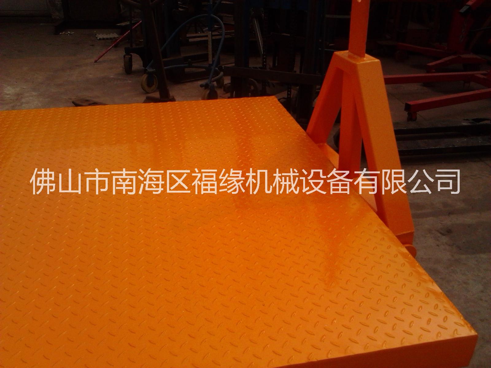 供應(yīng)平板拖車 行李平板車定做 機(jī)場行李車批發(fā) 倉庫物流周轉(zhuǎn)車