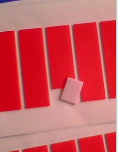 供應(yīng)用于相框裝飾|汽車飾條|汽車標(biāo)牌的供應(yīng)白色PE泡棉雙面膠