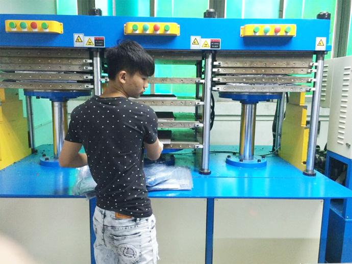 供應用于的kpu鞋面機器KPU鞋材機