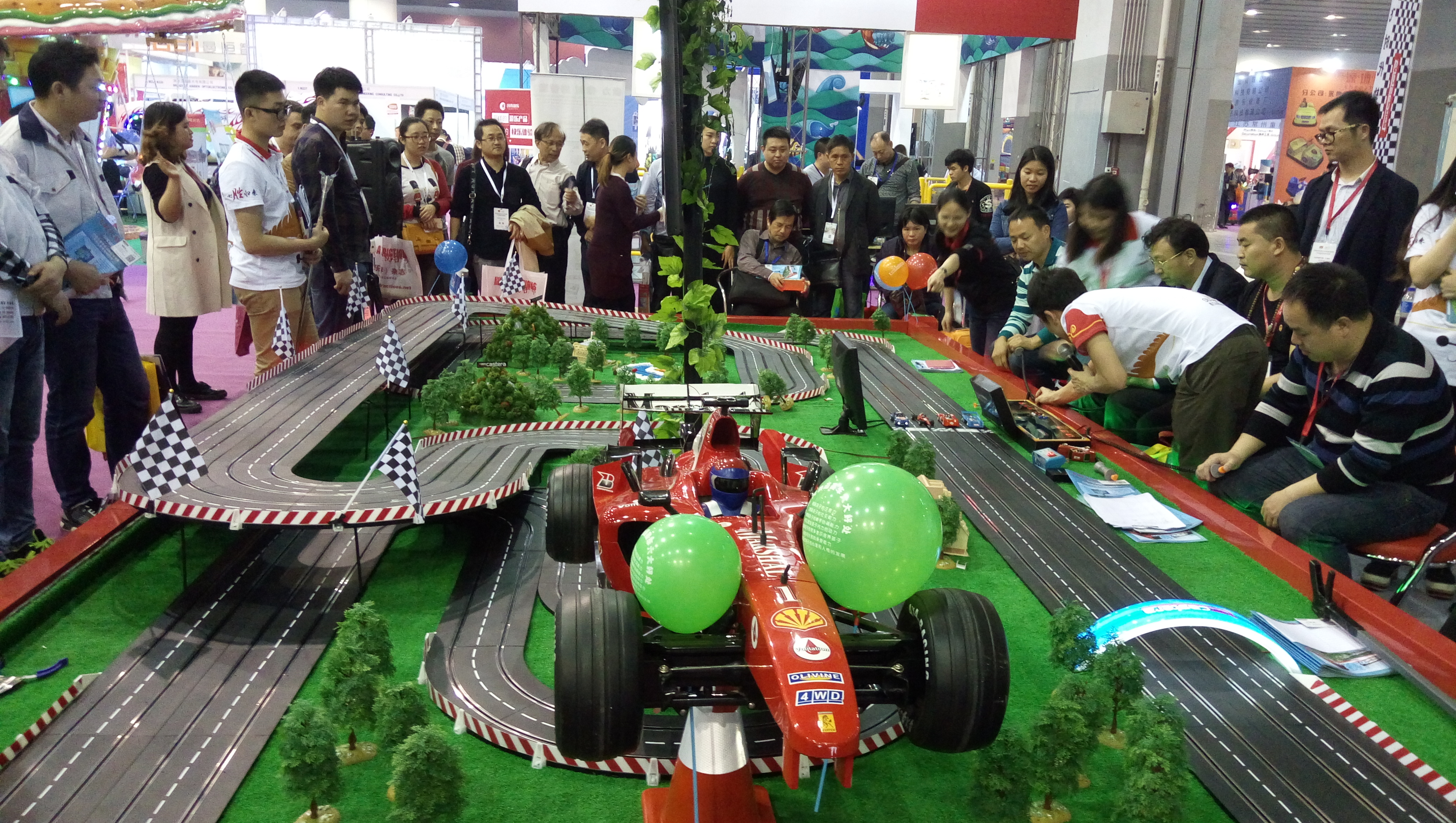 飛時代路軌賽車軌道賽車價錢怎么樣