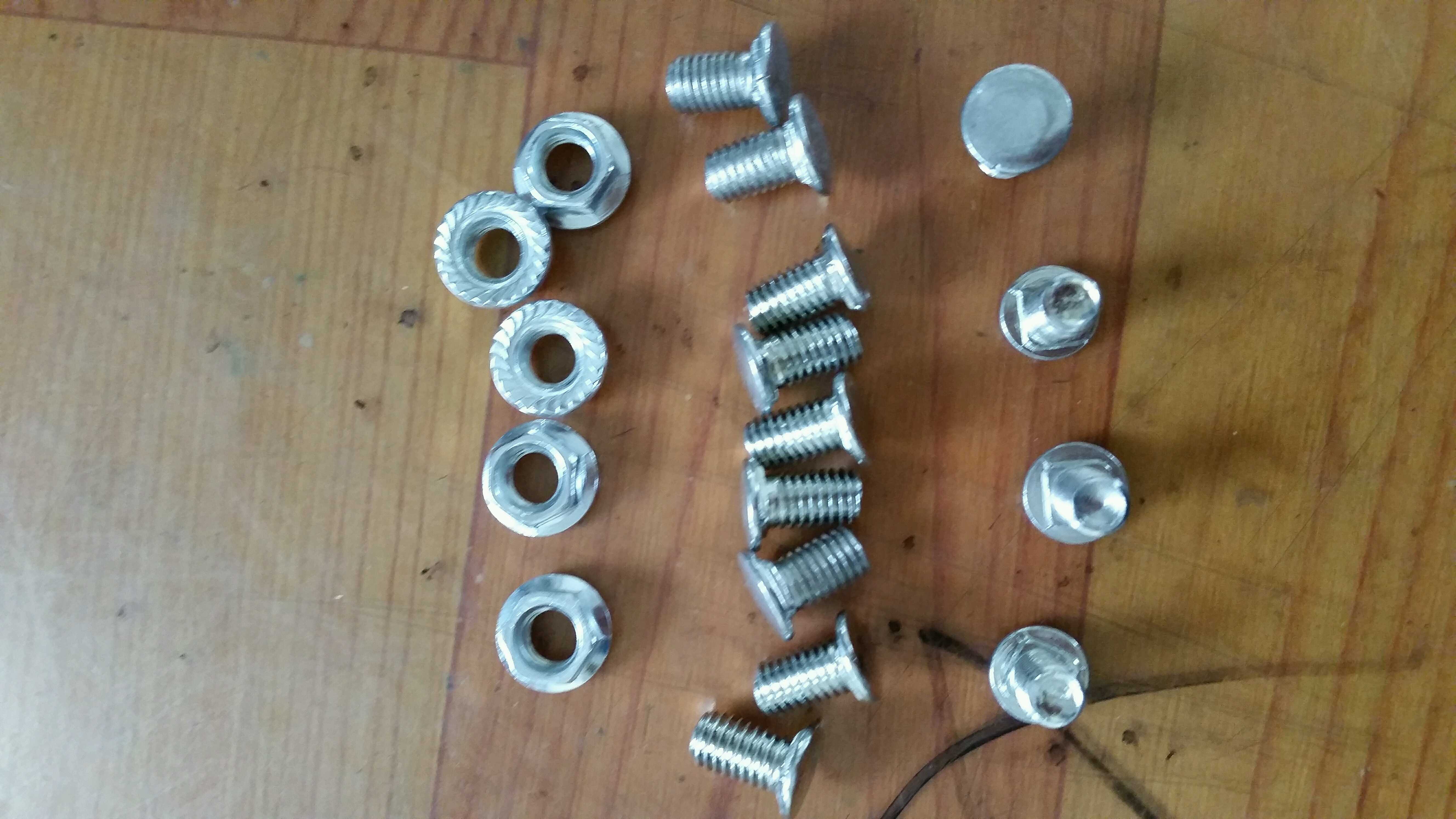 供應(yīng)用于橋架蓋板扣鎖的彈簧扣鎖