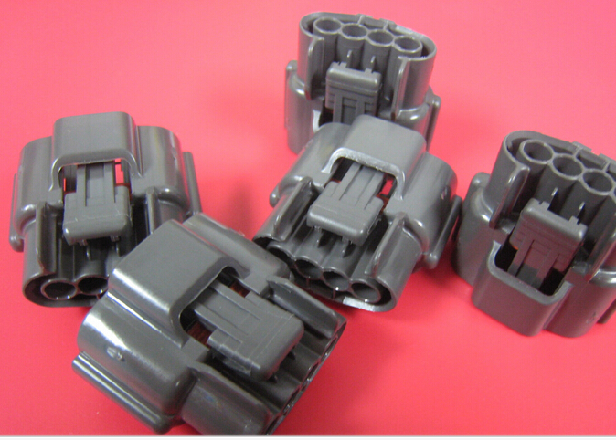 供應(yīng)用于信號(hào)傳遞的SW汽車連接器，