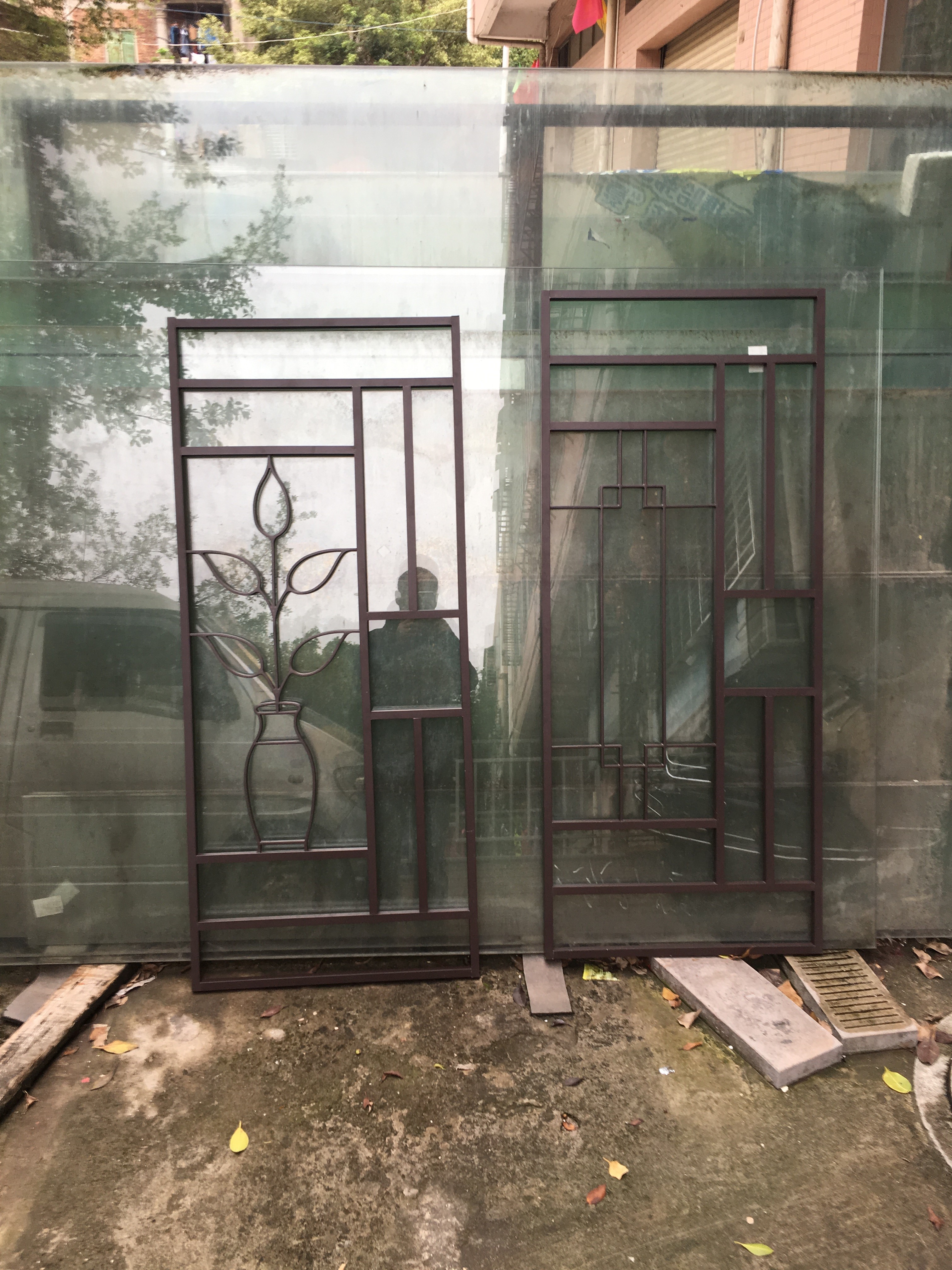 泉州防護(hù)窗花生產(chǎn)廠家 防蚊紗窗價(jià)格比較實(shí)惠