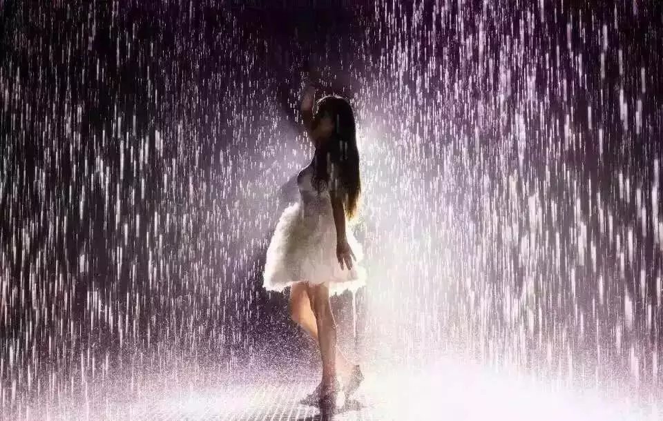 供應(yīng)用于的五一活動(dòng)展覽雨屋設(shè)備出租價(jià)格雨屋