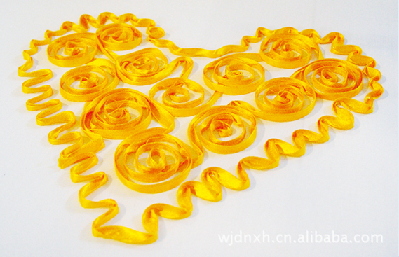 供應(yīng)9針6頭盤帶混合繡電腦繡花機(jī)