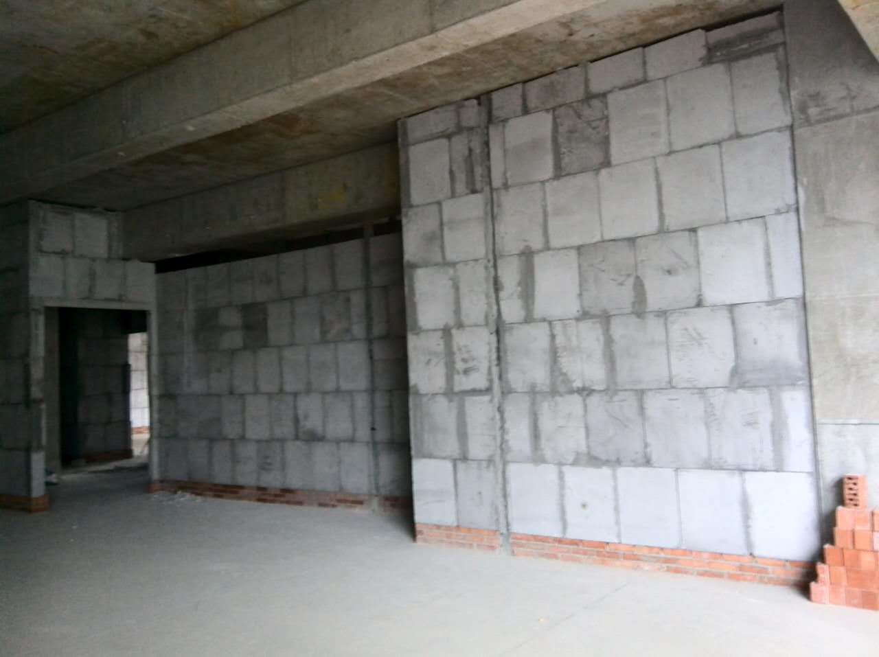 供應(yīng)用于建筑的四川石膏砌塊  石膏批發(fā)  成都石膏砌塊生產(chǎn)