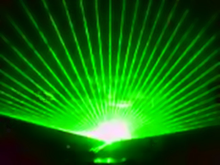 供應(yīng)樓頂?shù)貥?biāo)激光燈廠家批發(fā)零售，單雙色激光燈