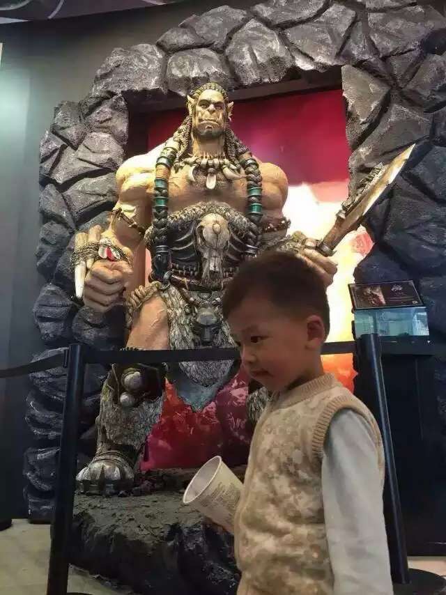 供應柳州*人物雕像魔獸*制作廠家，火爆電影人物形象雕塑魔獸*制作