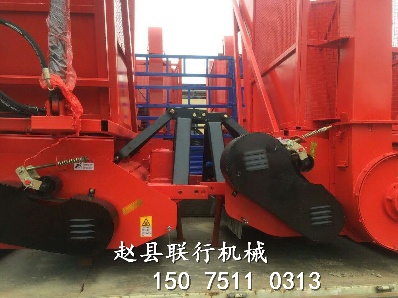 出售青貯秸稈粉碎回收機(jī)玉米秸稈回收機(jī)