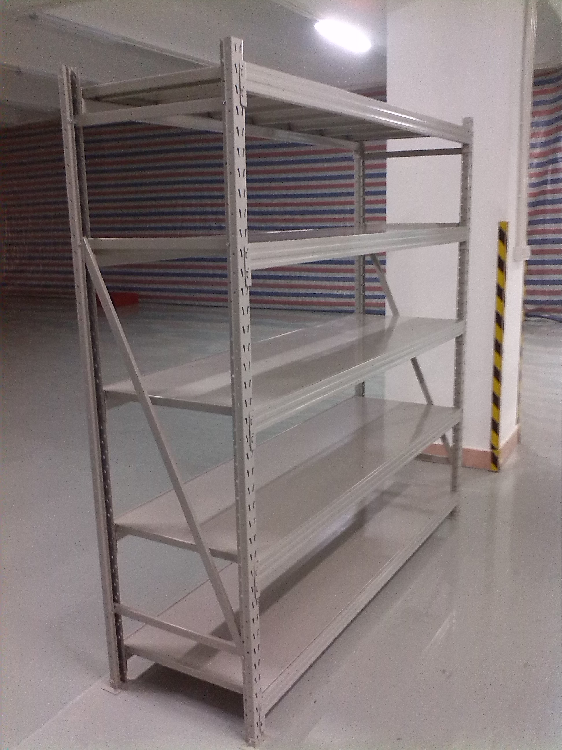 供應(yīng)深圳市輕型標準規(guī)格貨架，光明新區(qū)標準層板貨架，觀瀾層板式貨架