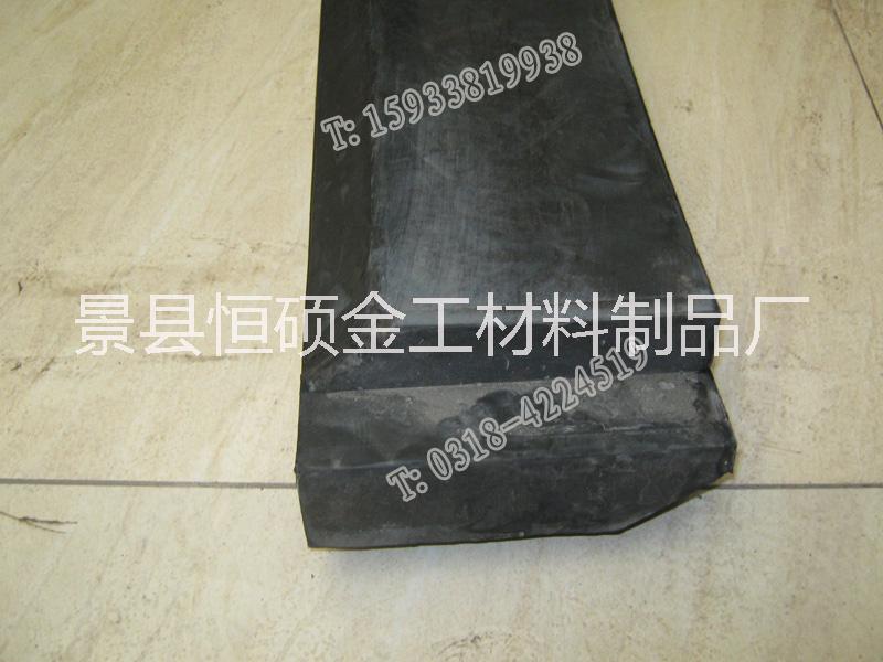 供應(yīng)耐磨橡膠襯板