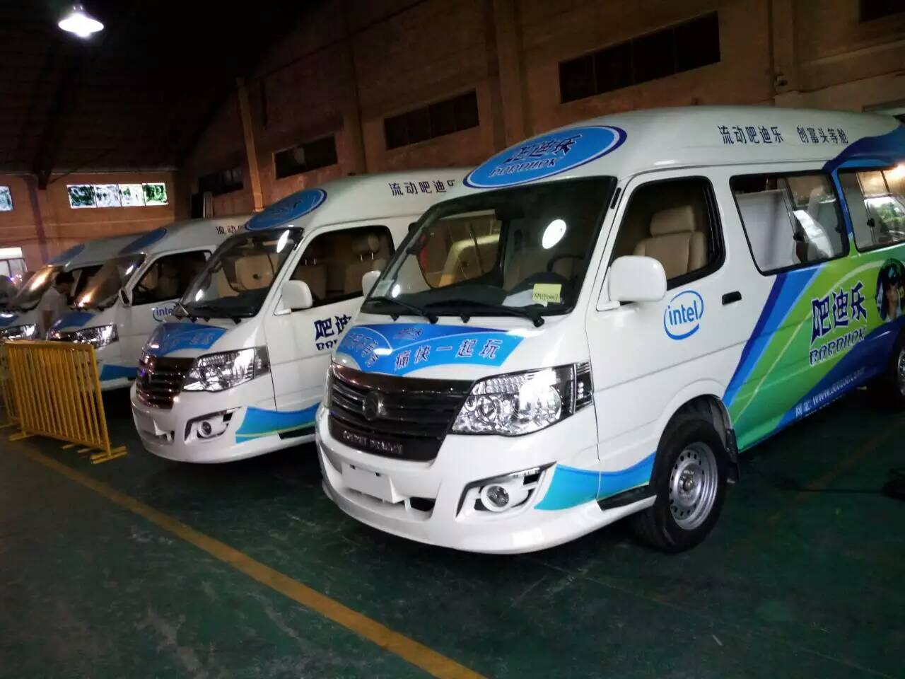 供應玖的數(shù)碼科技9DVR流動車 吧迪樂