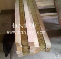 供應(yīng)制磚機(jī)毛刷 磚機(jī)毛刷條 條刷 磚機(jī)鋼絲條刷 各類(lèi)異形磚機(jī)毛刷條