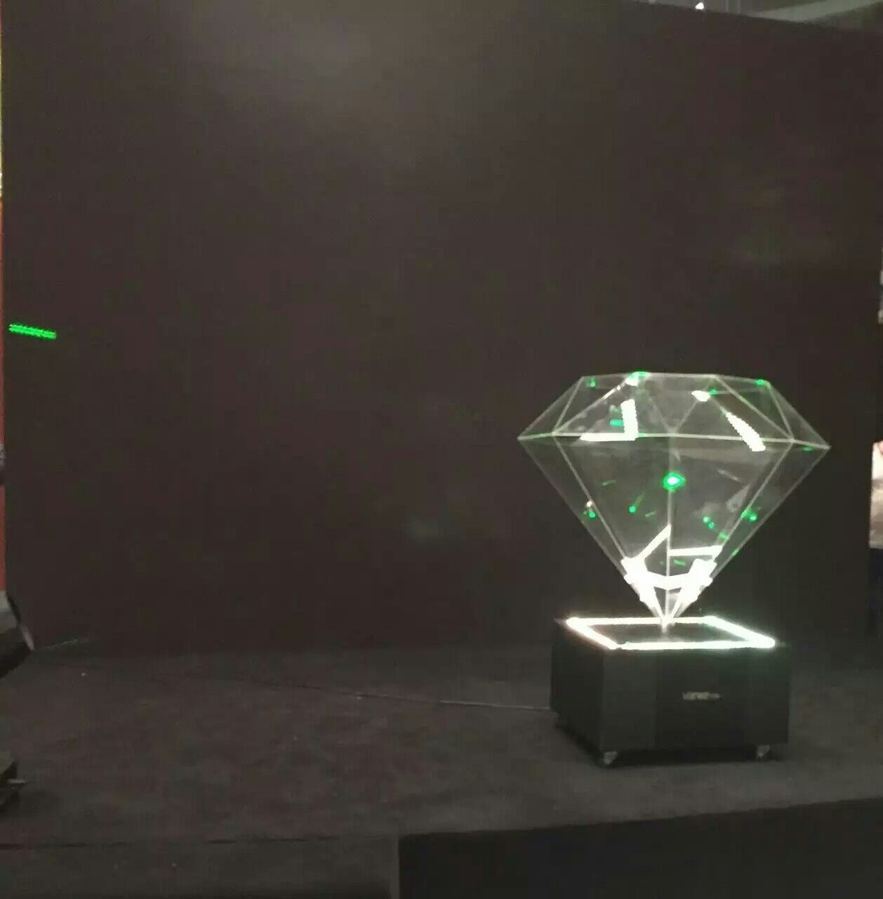 上海南京浙江啟動(dòng)道具激光旋上海南京浙江啟動(dòng)道具激光旋轉(zhuǎn)鉆石，創(chuàng)意獨(dú)特啟動(dòng)鉆石出租轉(zhuǎn)鉆石