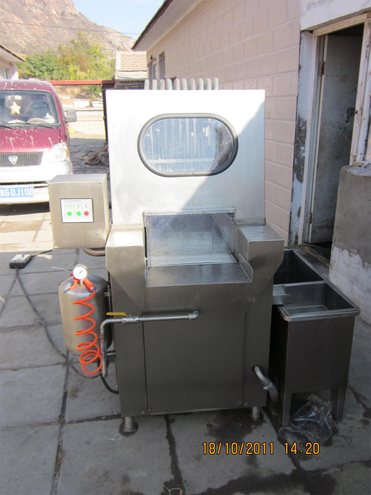 供應(yīng)80針全自動(dòng)鹽水注射機(jī) 水流可以循環(huán)使用 節(jié)能省水得注水機(jī)