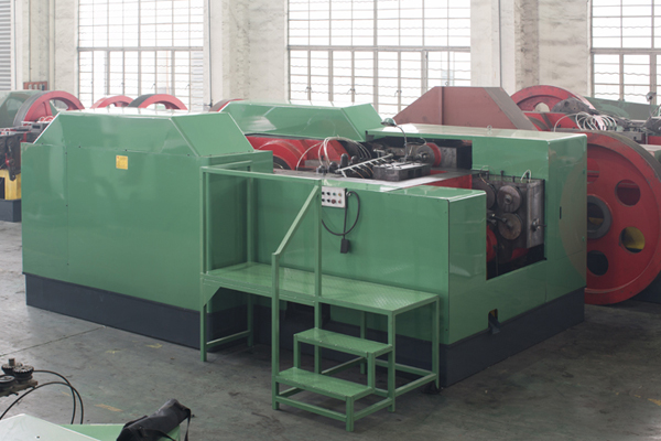 供應(yīng)無(wú)錫六模螺母成型機(jī)供應(yīng)商，宜興螺母冷鐓機(jī)，24B6SL螺母冷鐓機(jī)