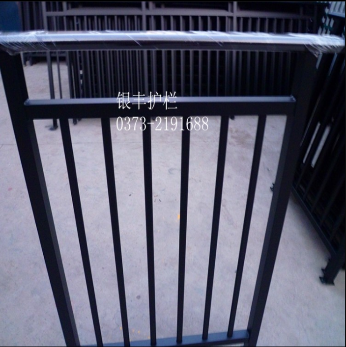 河南鄭州鋅鋼陽臺護(hù)欄    *鋅鋼陽臺圍欄 小區(qū)住宅陽臺柵欄