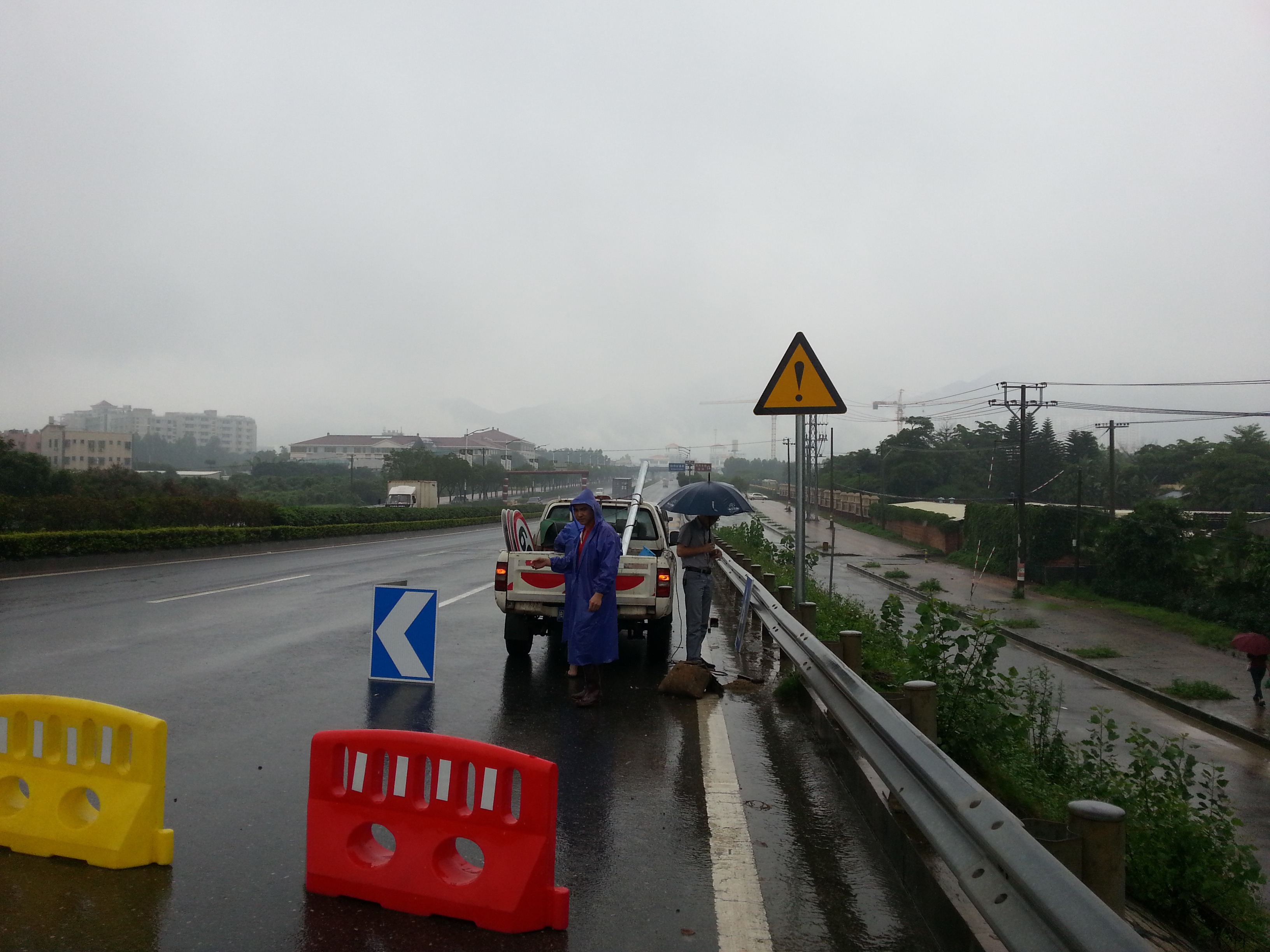 供應(yīng)用于道路標線的廈門交通標線/廈門標牌 廈門交通標線、廈門標牌