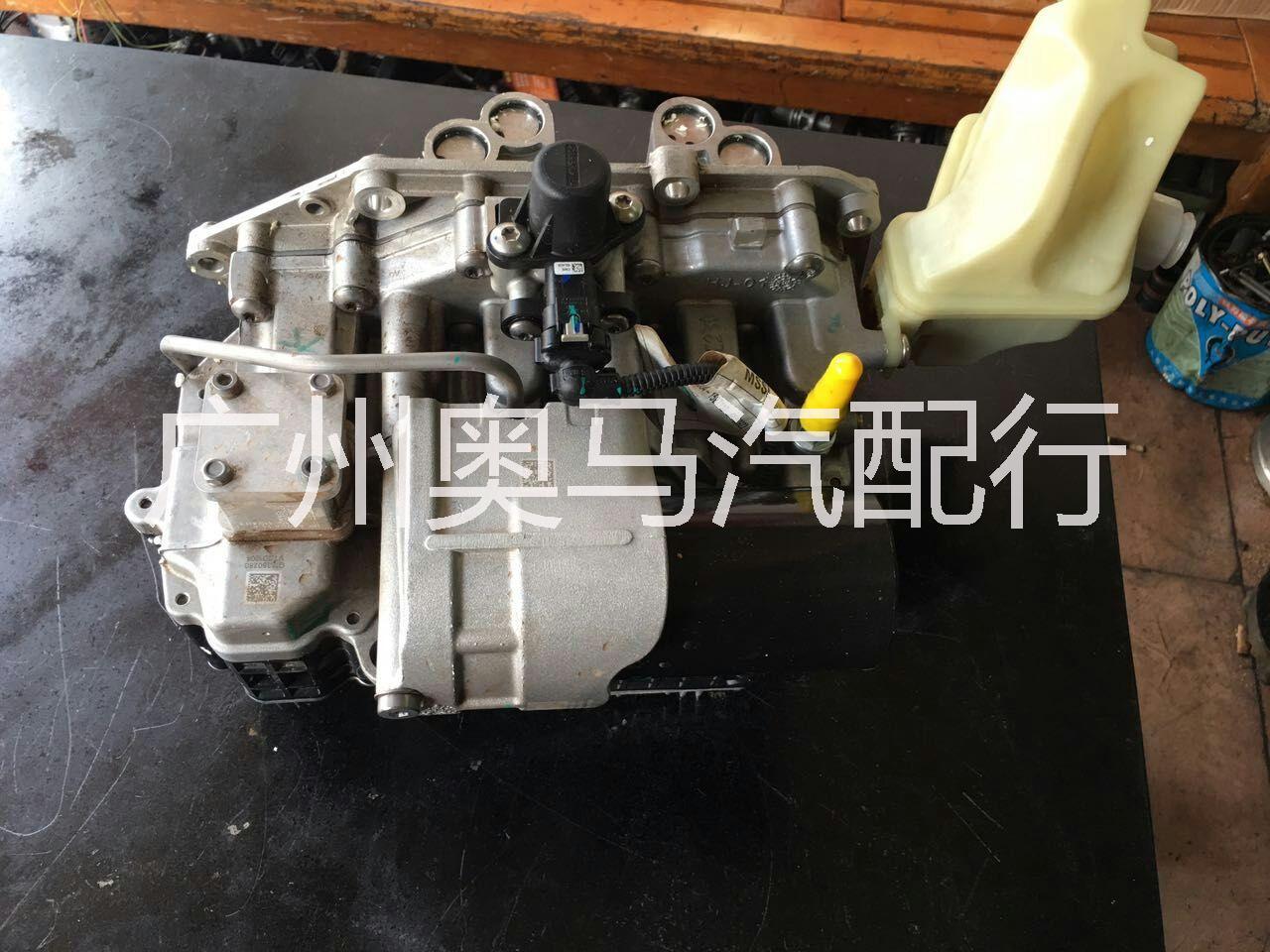 供應(yīng)英菲尼迪FX35后橋減震器下支臂前嘴拆車件