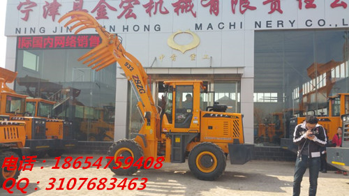 供應(yīng)抓草機(jī)臨沂抓草機(jī)圖片廠家中首重工