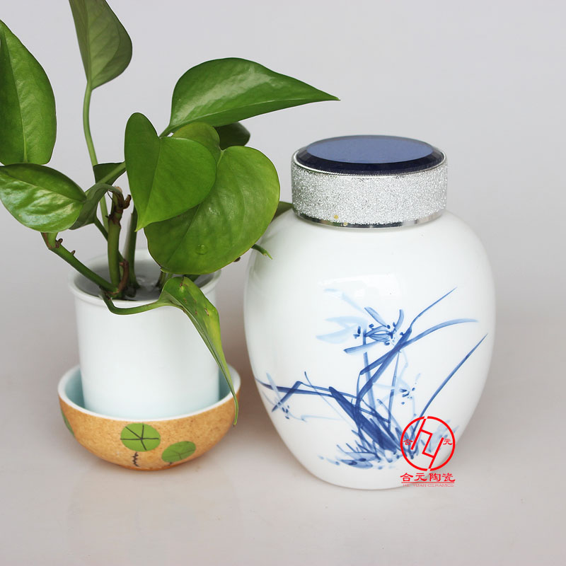 供應(yīng)精美茶葉罐子